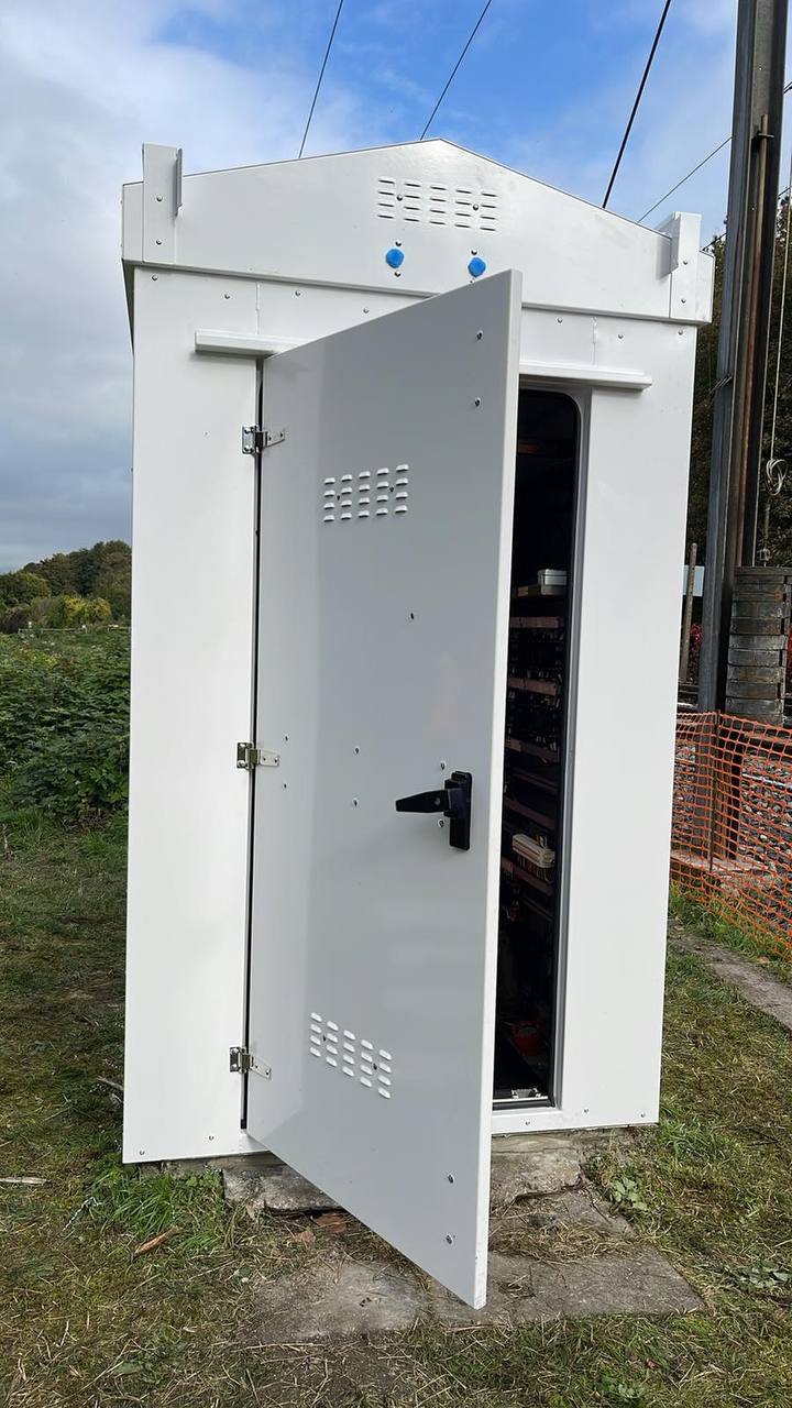 Armoire électrique ferroviaire : conception, sécurité, câblage et contraintes terrain